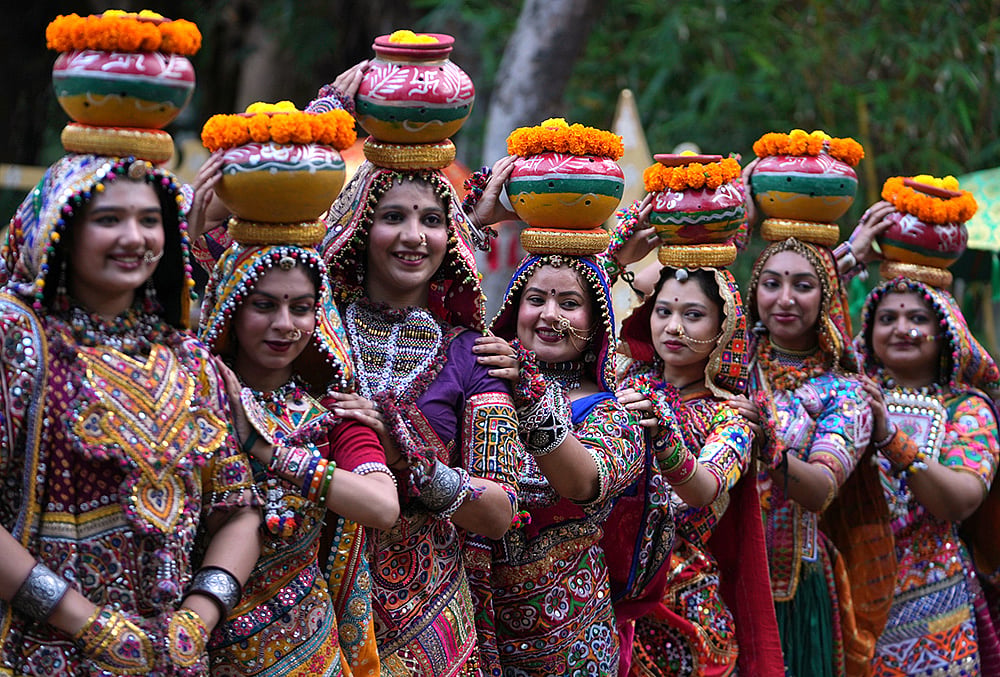 Garba footwork choreography