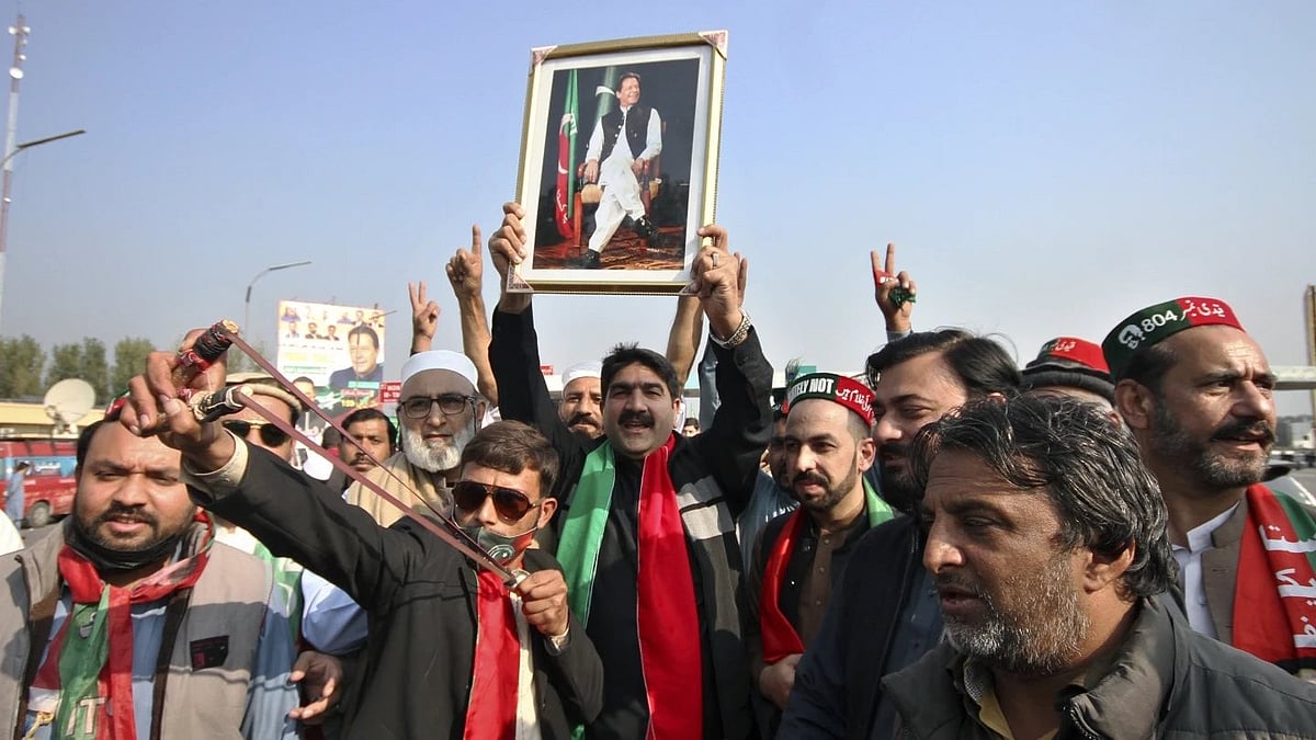 Imran Khan supporters marching towards Islamabad  - AP