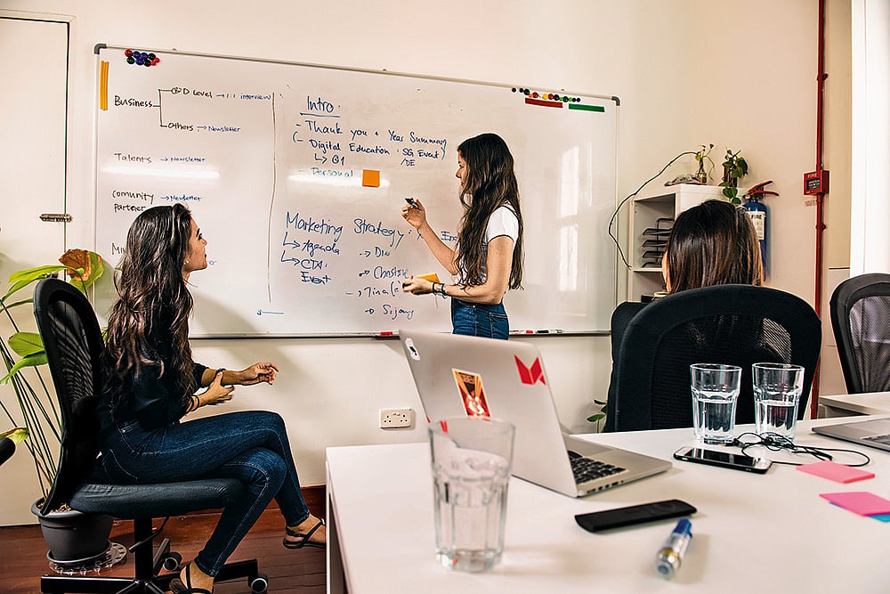 Challenges Beyond the Workplace: Many women are postponing motherhood to deal with the pressure in their careers - Photo For Representation Only/Pexels/Burhan Naeem