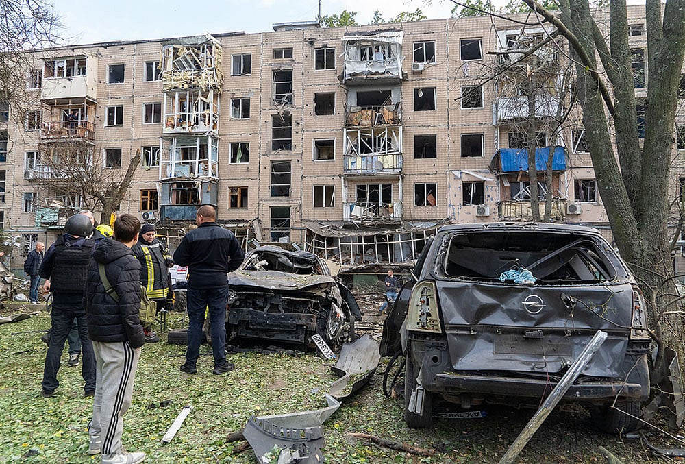 Kharkiv residential area hit
