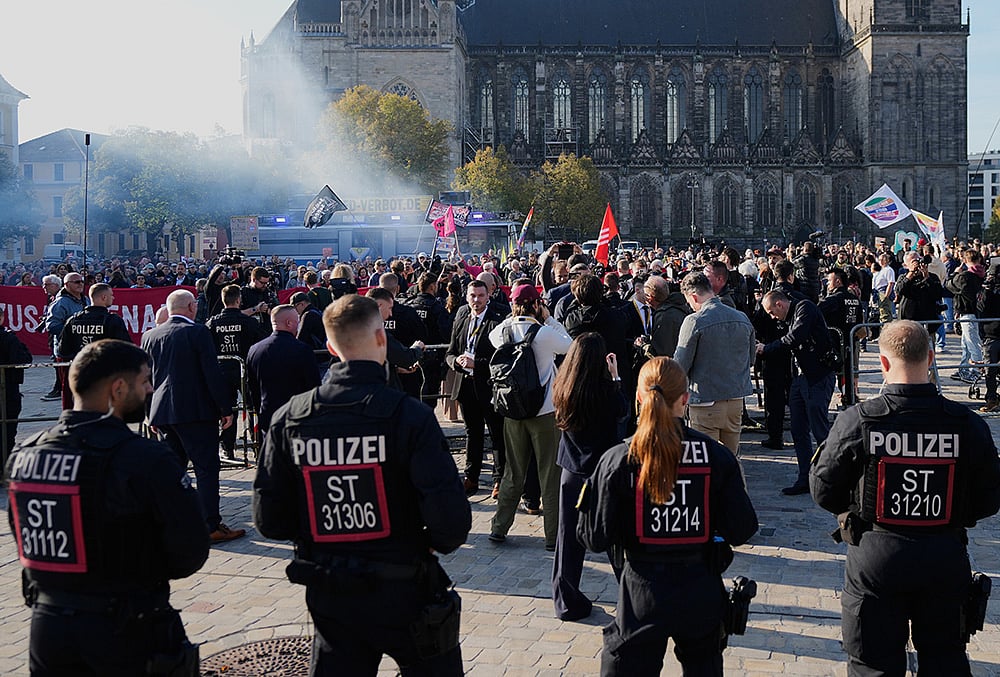 German civil society anti-extremism rally
