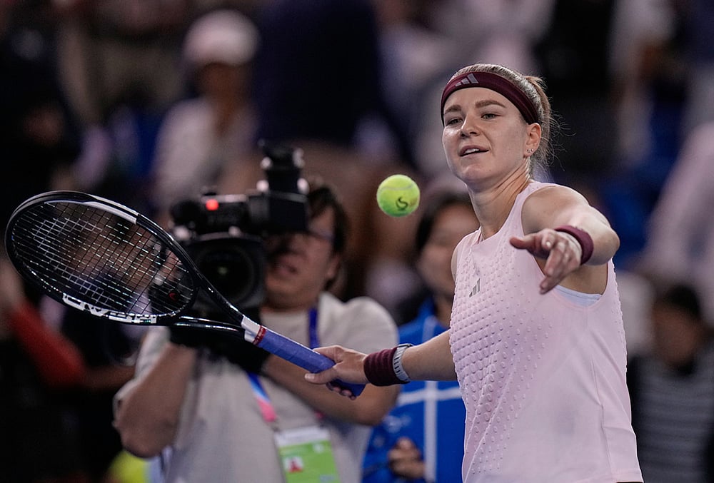 Karolína Muchová Edges Naomi Osaka on Ninth Match Point in 2-Hour 52 ...