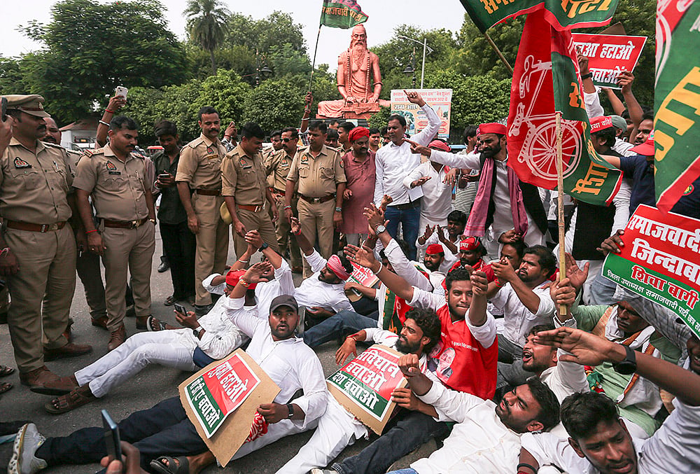 protest against CEC gyanesh kumar in Bhubaneswar