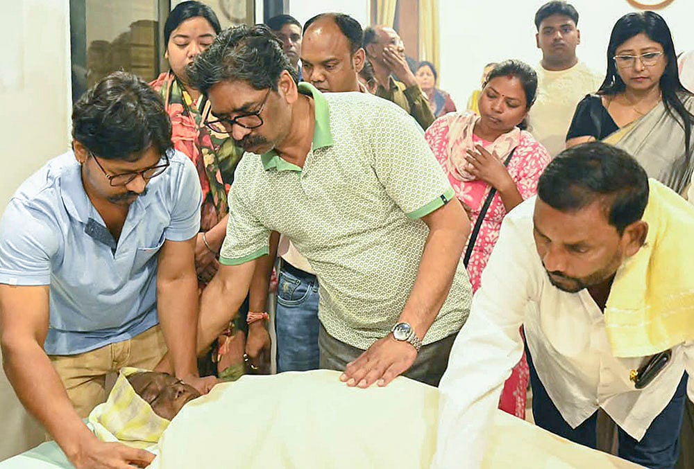 Jharkhand CM Hemant Sorens mother Rupi Soren dies at 80