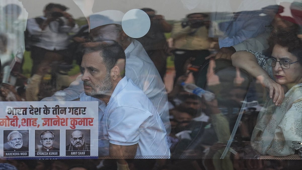 Rahul and Priyanka Gandhi  - Suresh K Pandey