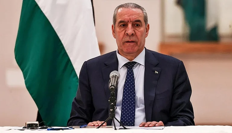Palestinian officials have recommended pushing the November 28 legislative elections back by several months. - X
