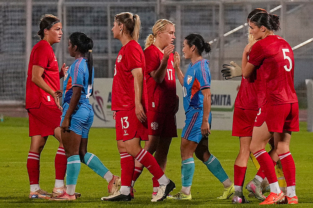 India's players congratulate Russia's players for winning the FIFA international friendly women's football match, at the Kishore Bharati Krirangan, in Kolkata, West Bengal, Thursday, Oct. 8, 2026. - | Photo: PTI/Manvender Vashist Lav