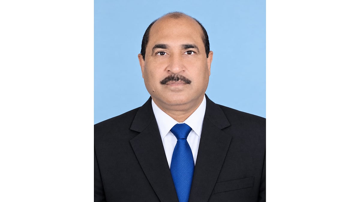 Virendra Kumar Dubey - null