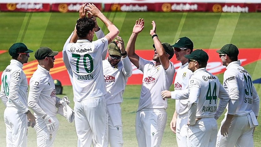 South Africa celebrate early wickets against Australia during the first day of first test in Durban, on October 9. - | Photo: X/ProteasMen