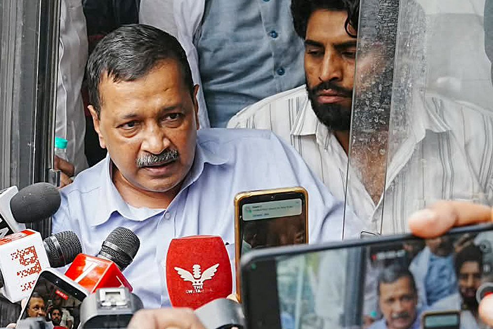 AAP leaders protest against CEC