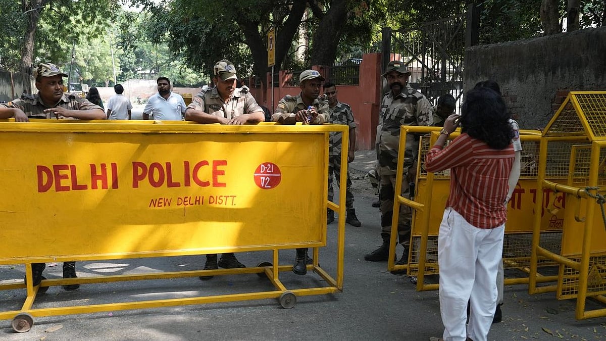 CJP Protest LIVE: Delhi Police Fit Body Cameras, 7,000 Protesters Expected, Over 100 Detained In CP - Photos by Tribhuvan Tiwari