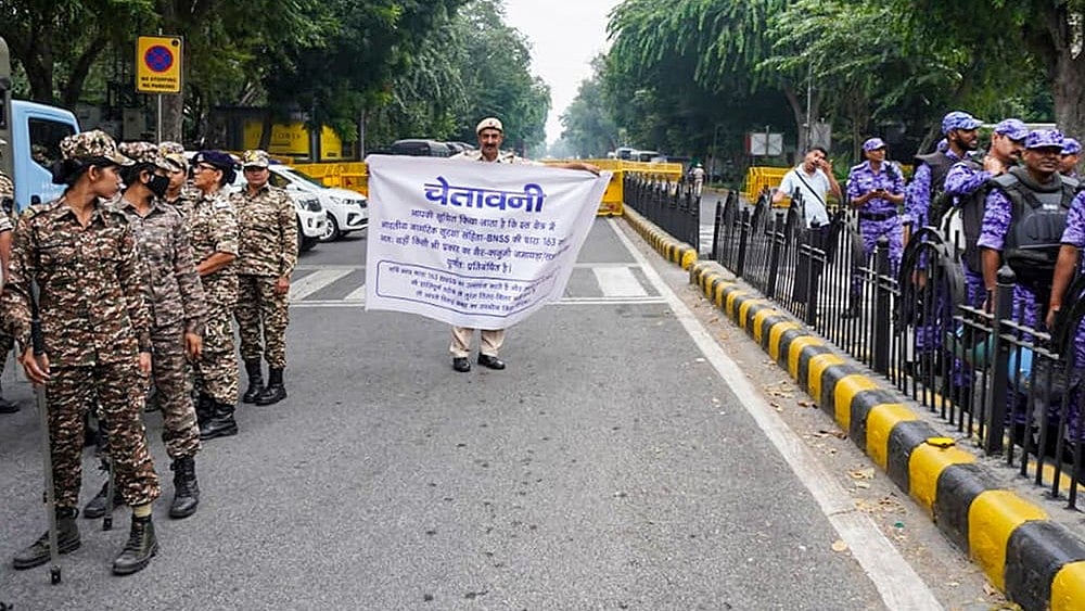 Security personnel keep vigil as heavy police deployment and entry restrictions are enforced ahead of a planned protest by Cockroach Janta Party (CJP) members, in New Delhi, Saturday, Oct. 10, 2026. - Photo: PTI 