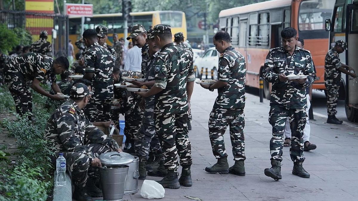 Security tightened near Jantar Mantar in Delhi for the CJP protest.  - null