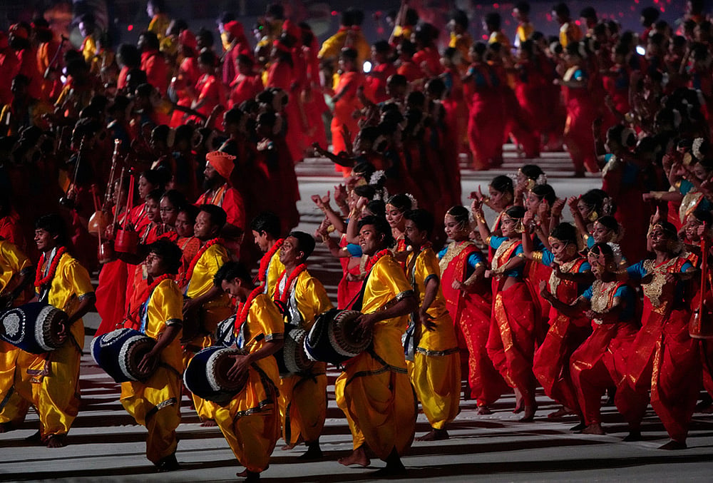 Traditional dhak players Eden Gardens