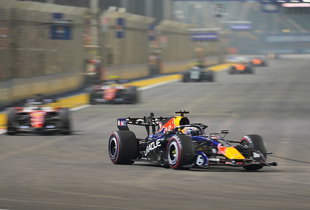 F1 Singapore Grand Prix auto racing highlights-Red Bull driver Max Verstappen