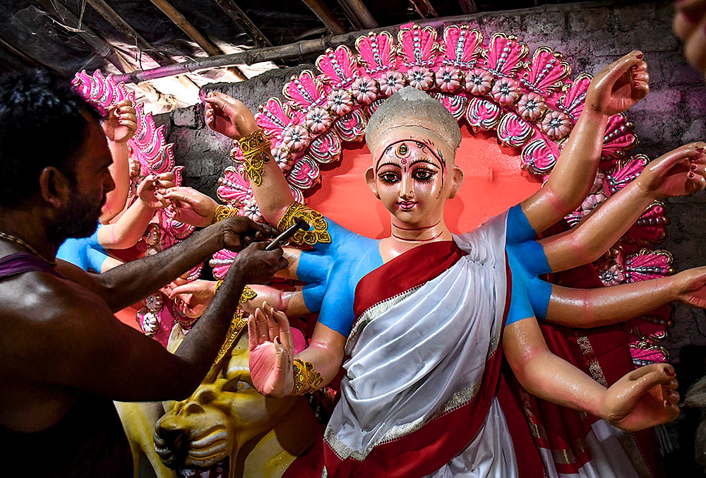 Durga Puja preparations in prayagraj