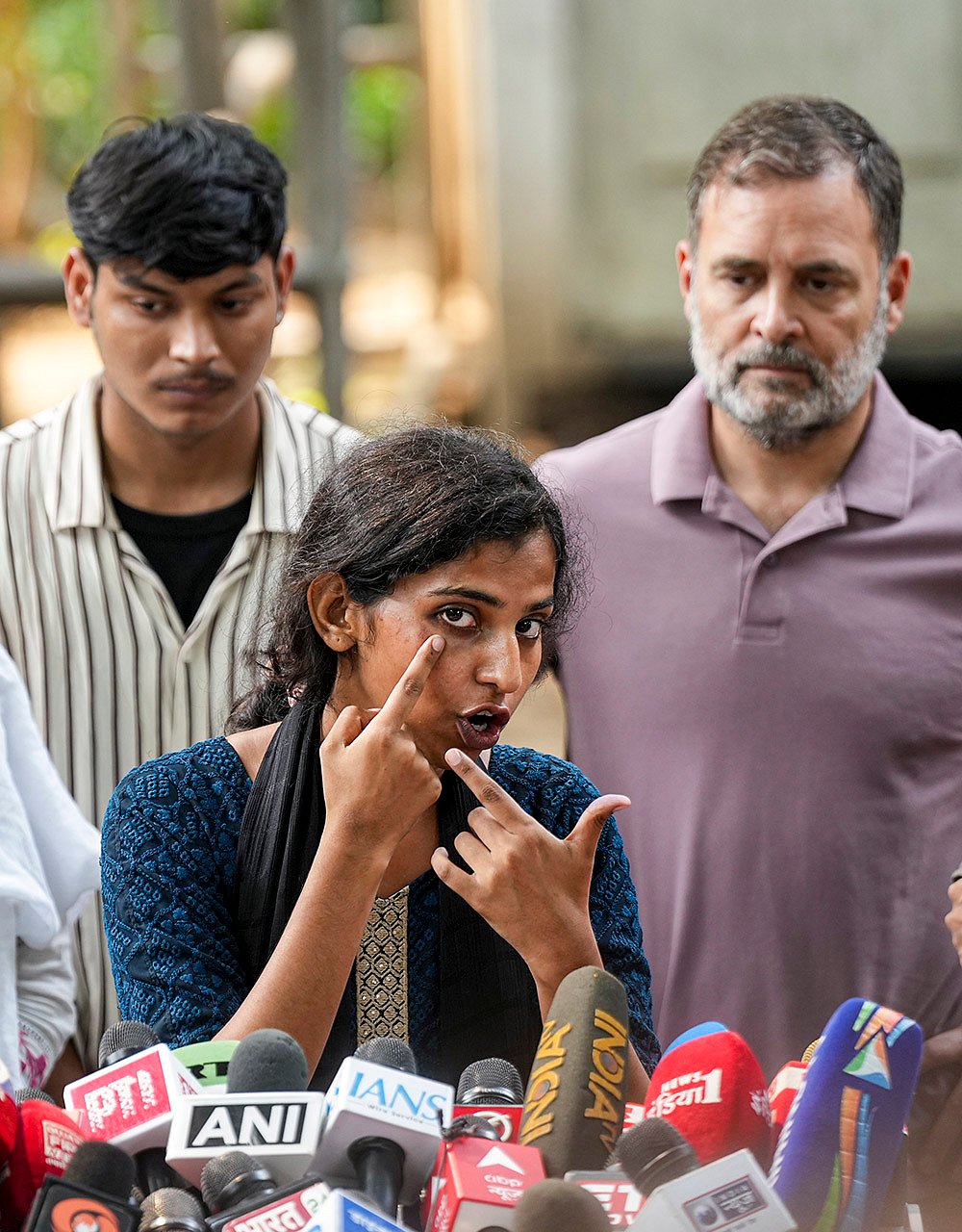 Rahul Gandhi Nafrat ka jawab pyar se diya jaega
