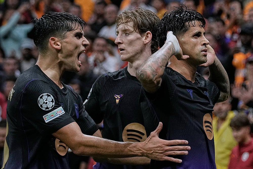 Champions League Soccer Match: Barcelona vs Galatasaray