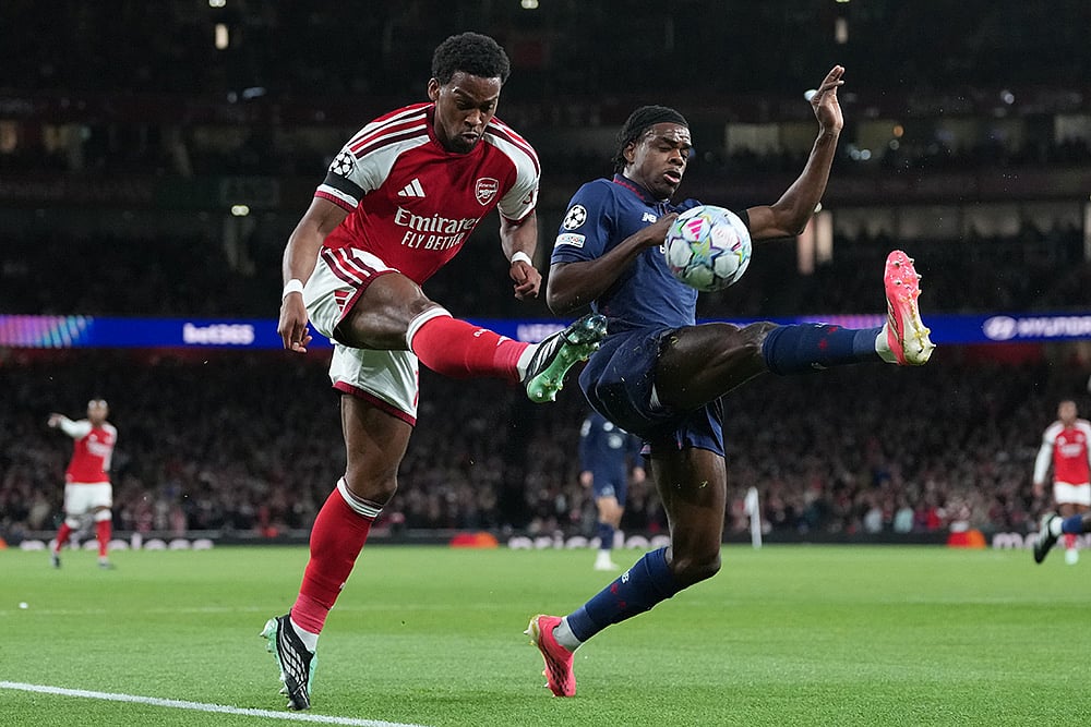 Champions League Soccer Match: Arsenal vs Lille