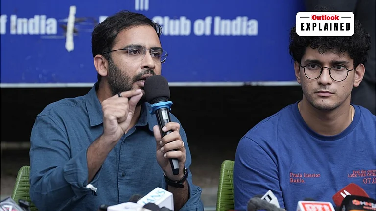 Ashutosh Ranka And Saurav Das - Tribhuvan Tiwari