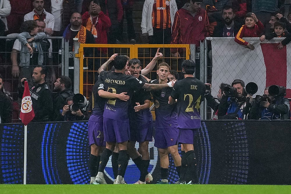 UEFA Champions League: Barcelona vs Galatasaray