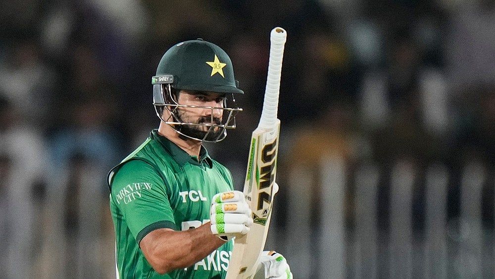 Pakistan's captain Sahibzada Farhan celebrates his fifty runs during the second T20 cricket match between Pakistan and Sri Lanka, in Rawalpindi, Pakistan, Sunday, Oct. 11, 2026.  - | Photo: AP/Anjum Naveed