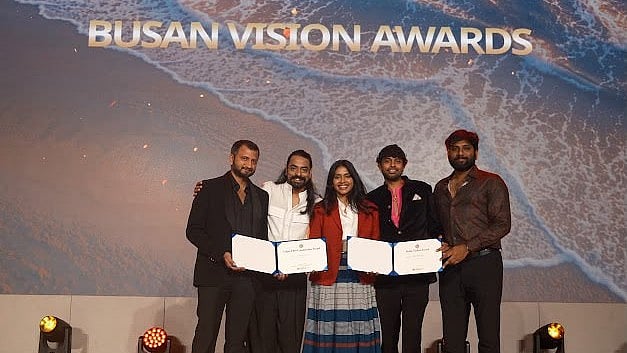 Selvi Wins 2 Busan Awards - Special Arrangement,
Photographer - Henry Leon 