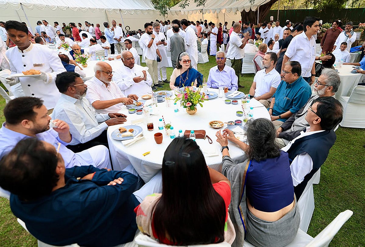 High tea at Rahul Gandhi's residence in Delhi