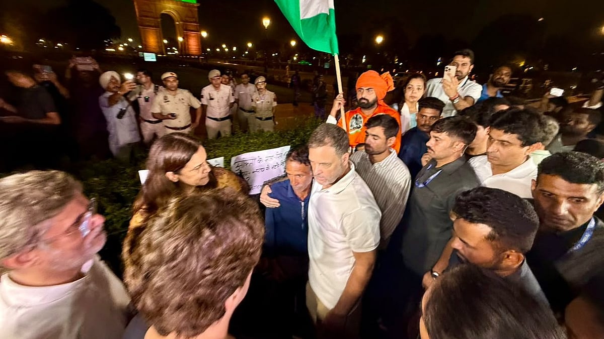 Rahul and Priyanka Gandhi met Ankita Bhandari’s parents at India Gate - X | Rahul Gandhi 