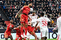 | Photo: AP/Denes Erdos : Liverpool's Ronald Araujo, center, scores the opening goal of his team during the Champions League opening phase soccer match between LASK and Liverpool in Linz, Austria, Wednesday, Oct. 14, 2026.