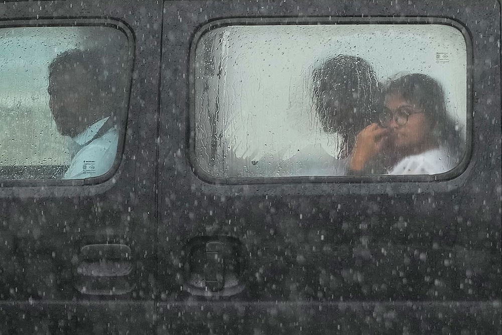 Weather Rain in Delhi