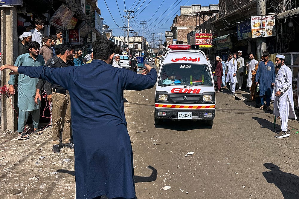school roof accident Peshawar, Pakistan