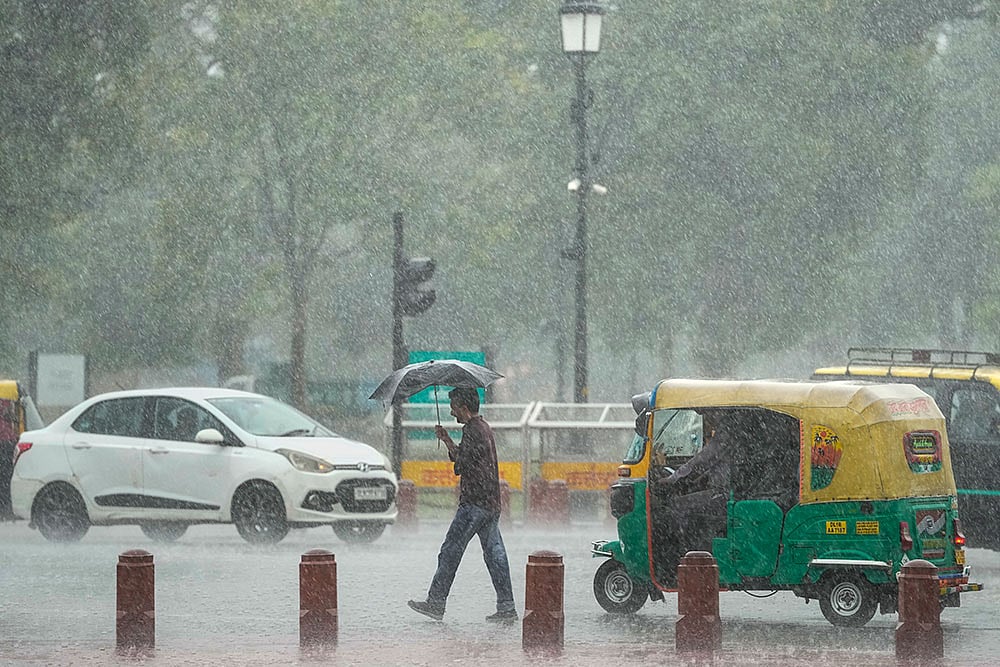 Weather Rain in Delhi