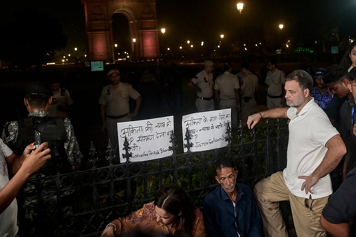 Ankita Bhandari murder case: Priyanka and Rahul Gandhi join protest