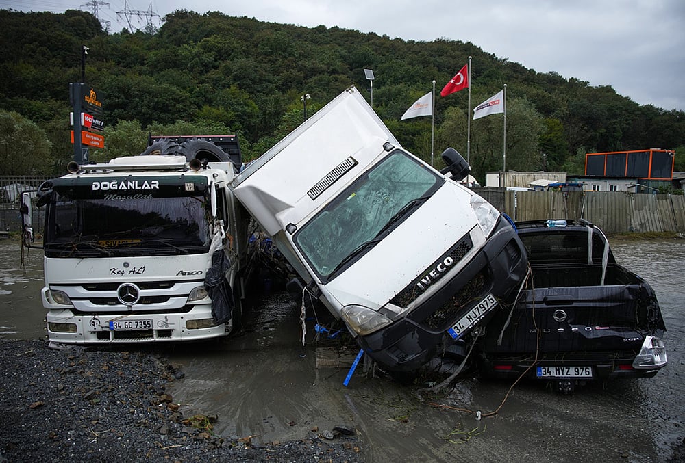 Istanbul public transport disruption