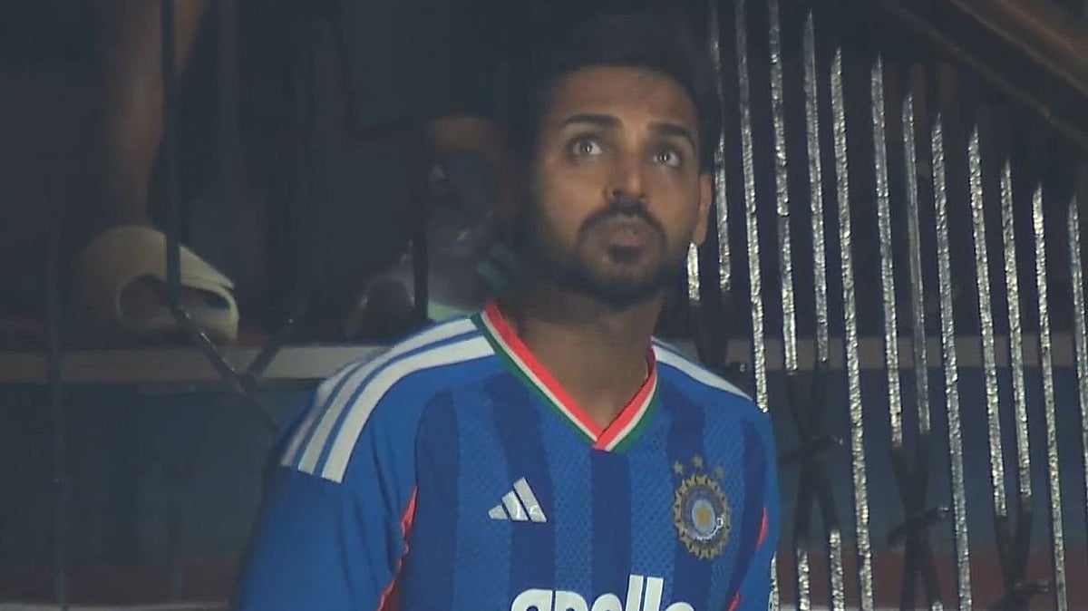 Is Bhuvneshwar Kumar Playing Today In IND Vs WI 5th T20I In Bengaluru? - Screengrab/JioHotstar