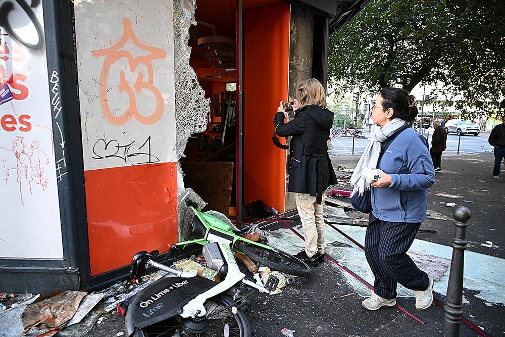 Violent protests in France