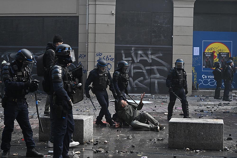 Violent protests in France