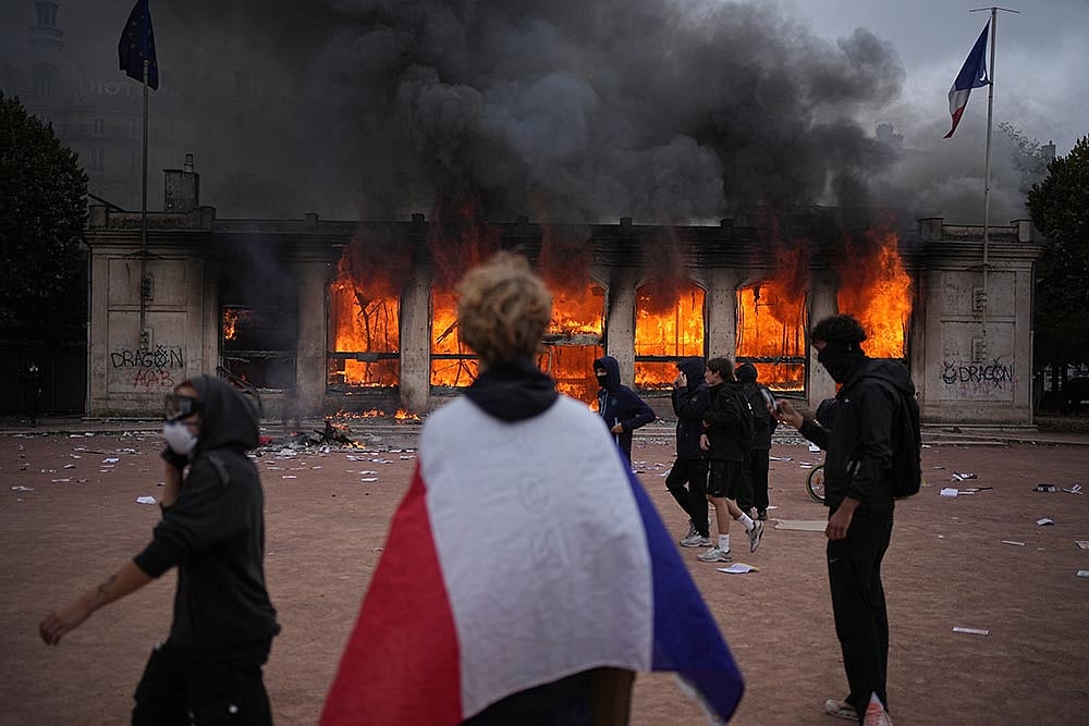 Violent protests in France