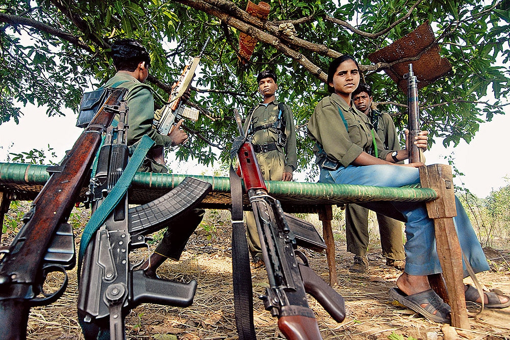 Turbulent Lives: A group of Naxal cadres at Dantewada, Chhattisgarh    - | Photo: Tribhuvan Tiwari