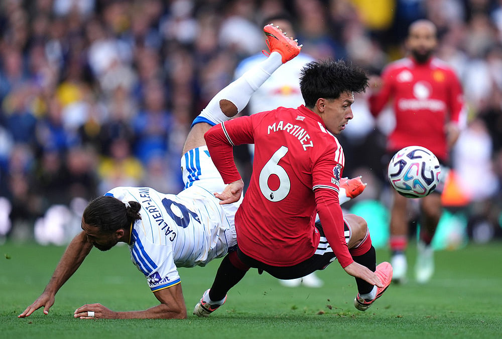 Leeds Vs Manchester United Premier League soccer highlights-Lisandro Martinez