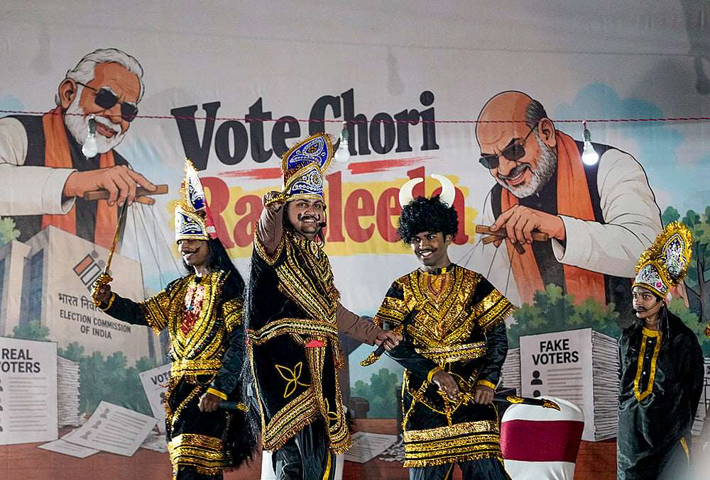 Artists perform during a protest titled “Vote Chori Ki Raasleela” by Indian Youth Congress (IYC), at the IYC office in New Delhi, Monday, Oct. 19, 2026. 
 - | Photo: PTI/Ravi Choudhary