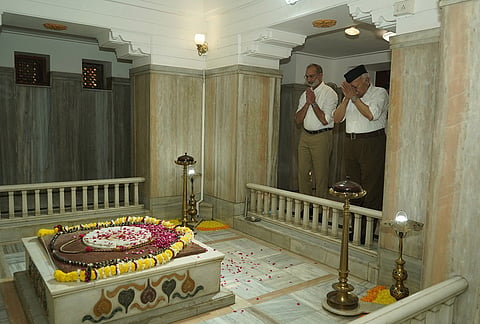 RSS Sarsanghchalak Mohan Bhagwat and Dainik Jagran Editor-in-Chief Sanjay Gupta pay homage at Smriti Mandir, in Nagpur, Maharashtra. 
