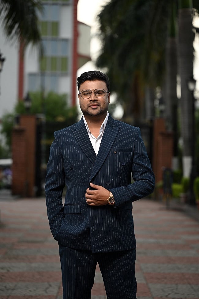 Raunak Jain - null