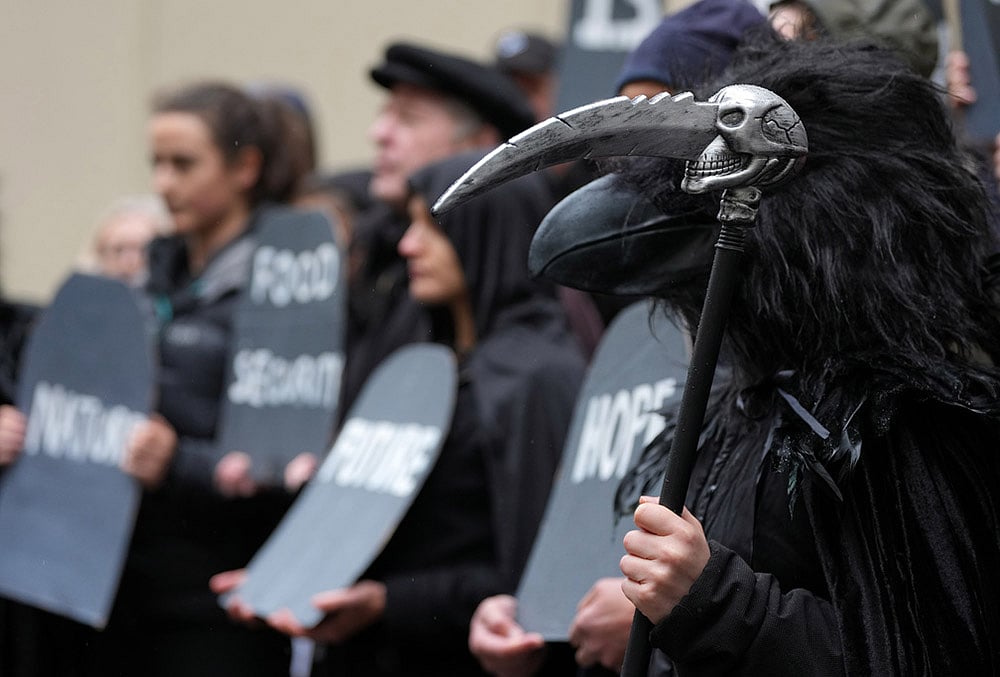 London climate group protest
