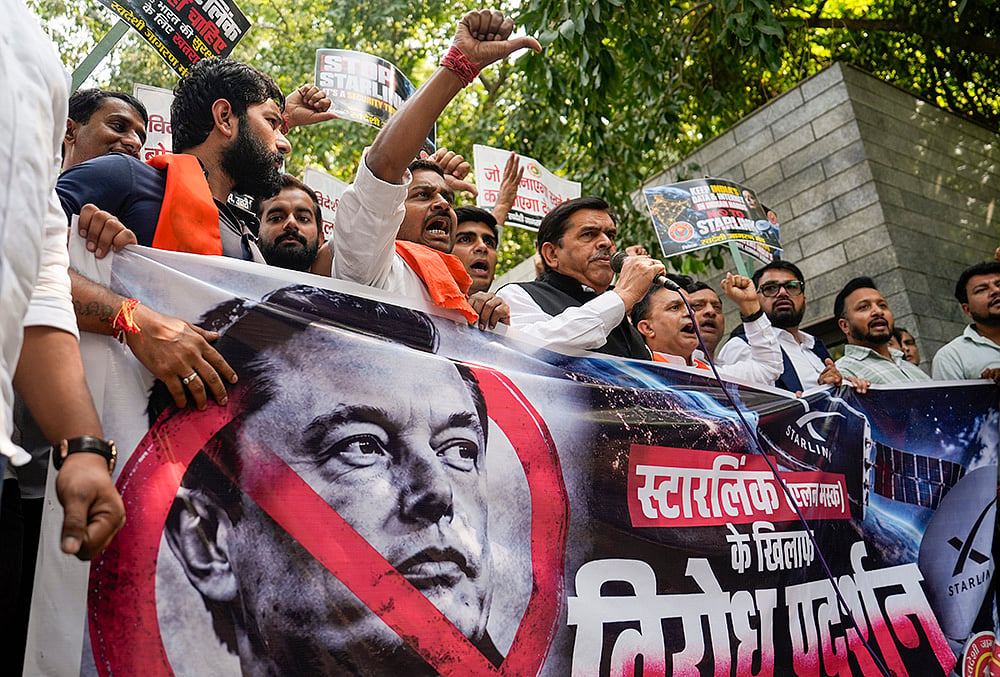 starlink protest delhi photos