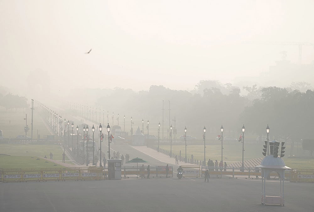 Delhi smog health emergency update
