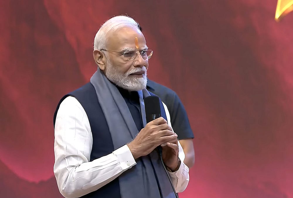 PM Modi inaugurates Chinmaya Amrit Mahotsav 