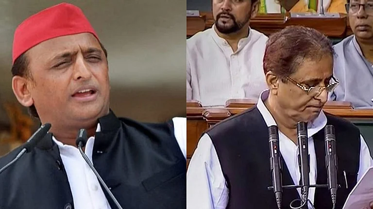 Akhilesh Yadav and Azam Khan - File Photo