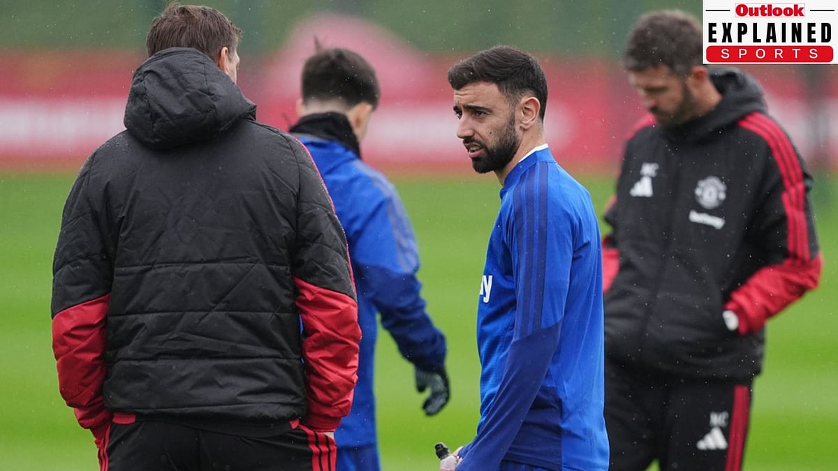 Bruno Fernandes drew scrutiny after criticising Carrick’s tactics following the 4-1 Champions League defeat by Como. - Martin Rickett/PA via AP